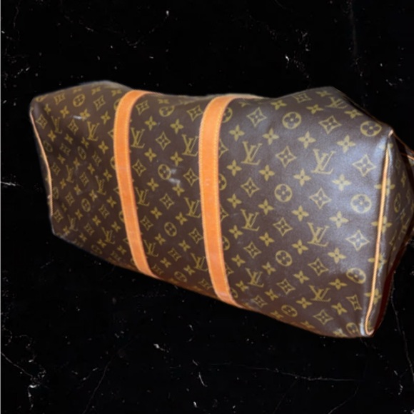 Vintage Louis Vuitton Monogram Keepall 50 - Picture 4 of 9